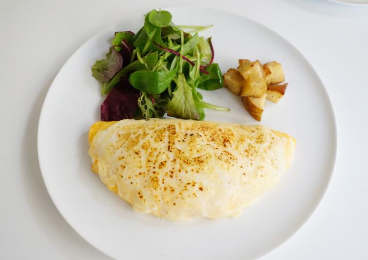 Omelettes 1, Two kinds of cheese omelette 3 pancakes 1250 2 pancakes 1200 This is our most popular menu since we opened.