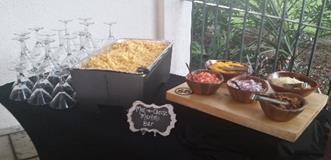 Sweet potato Bar Your Choice of Baked Sweet Potato Or Classic Mashed Sweet Potatoes With a Toppings Bar of Sweet Cinnamon Butter, Brown Sugar, Pecans and Marshmallows DUALING POTATO BAR Guests have