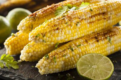 BBQ Corn on Cob Side Serves: 6 6 Corn on Cobs 4 tbsp Parmesan, grated 2 tbsp Coriander, chopped 1 Lime, juice only 1.