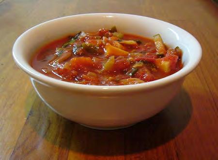 Meatball Minestrone 1 tbs oil 1 onion, diced 3 garlic cloves, finely chopped ¼ white cabbage, thinly sliced 2 medium carrots, diced 3 small zucchini, diced 3 celery stalks, diced 400g can diced