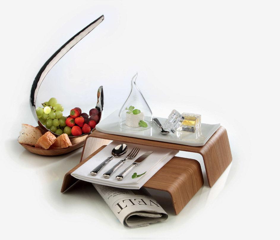 The buffet bridges and trays of the Podia series offer several advantages! They are light but robust, flexibly usable and can be stored in a space-saving way.