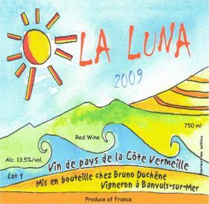 This was happening the whole time though, which was quite entertaining: Wines VdP "La Luna" Soil: Schist Grapes: 90% Grenache, 10% Carignan Age of