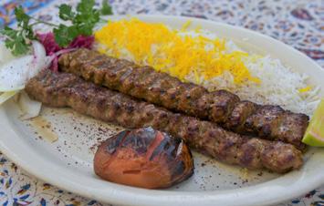 سیخ کوبیده با گوجه و برنج( Isfahan Koobideh Kabob with Rice $13.