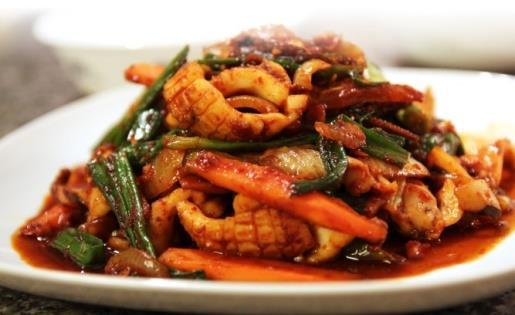 Sae-Woo Bokum Shrimp sautéed with vegetables in special sauce 17.00 FR3.
