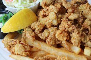 special marinara sauce 10.29 Whole Fried Clams >Covered with light breading and deep-fried to a crispy golden brown 23.