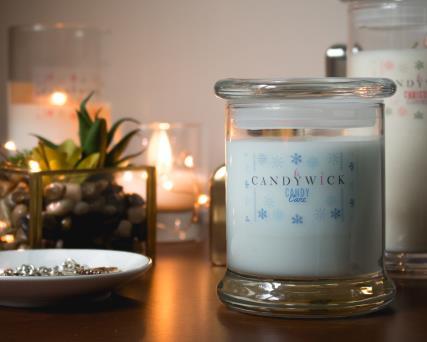 WELCOME TO CANDYWICK We pride ourselves on outstanding customer service and high quality home fragrance products.
