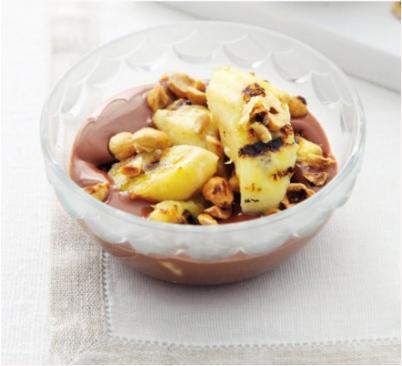 Bananas and Custard Dessert Serves: 1 1 small Banana, thickly sliced 150g low-fat Custard 2 squares Dark Chocolate 1. Heat a griddle to high. Cook the banana slices for 2-3 mins until charred. 2. Meanwhile pour custard into small pan, add squares of chocolate.