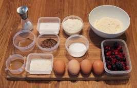 Preheat the oven to 175 C. Line a 9x9 inch baking tray with greaseproof paper. Sieve the flour into a bowl and add the whey protein, flaxseed, baking soda, cinnamon, and salt. Set aside.