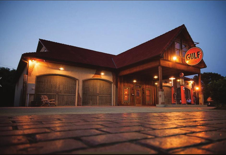 M enu The Car Barn is Chattanooga s best all inclusive venue! From birthdays to anniversaries held in Chattanooga, The Car Barn will treat you and your guests like royalty!