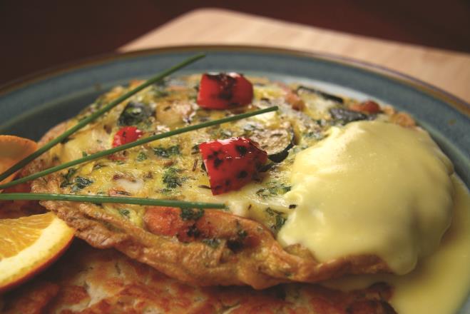 Gluten-Free Kale, Tomato and Asparagus Frittata with Hollandaise Sauce 1 tsp. olive oil ½ cup chopped onion ¼ tsp.