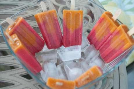 DESSERT - SMOOTHIE POPS This is another healthy, delicious dessert! Make your favorite smoothie and pour it into popsicle molds and freeze!
