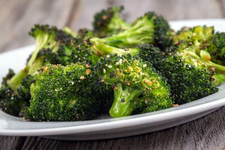 29 Roasted Garlic Broccoli Serves 4 Prep/cooking time: Approximately 30 minutes 1½ lbs. broccoli florets, cut long with part of stem 6 cloves garlic, smashed 2 tbsp. extra-virgin olive oil 1 tsp.