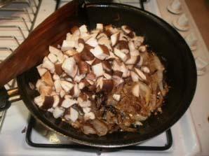 mushrooms to the fried onions