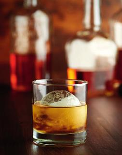 AMERICAN 80-110 CAL for 1.25oz / 130-180 CAL for 2oz Whiskeys & Ryes 1.25 OZ / 2 OZ BULLEIT RYE 90 PROOF SMALL BATCH hints of vanilla honey & spice...8.50 / 11.