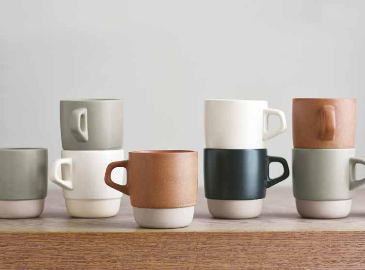 SLOW COFFEE STYLE Mugs to Bring You Relaxation Gentle and organic form characterize these mugs. The slight variations in the shades of glaze create unique and profound expressions of each mug.