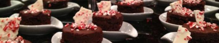 HOLIDAY ADDITIONS desserts PEPPERMINT BROWNIE TRAY V Rich chocolate brownies with a crunchy peppermint topping Small serves 8 - $16.00 Medium serves 12 - $24.00 Large serves 26 - $52.