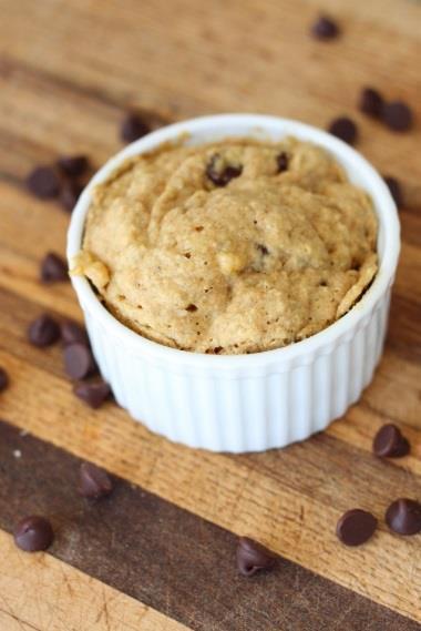 60 Second Chocolate Chip Muffin 1. 1 tsp melted and cooled coconut oil 2. 2 tbs mashed ripe banana ( Or applesauce) 3. 1 tbs beaten egg 4. 1/2 tsp vanilla 5. 2 1/2 tbs whole wheat pastry flour 6.