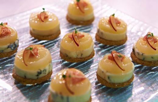 Canapé packages Canapés can be served at events with 20 guests or more and package prices are per person. Option 1 10.