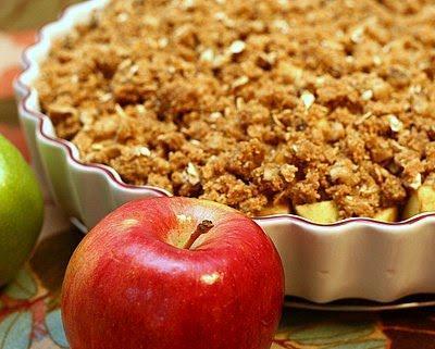 Awesome Apple Crisp 900 g (5 cups) apples, washed, peeled and sliced 25 ml (2 tbsp) brown sugar 125 ml (1/2 cup) rolled oats 50 ml (1/4 cup) all-purpose flour 125 ml (1/2 cup) brown sugar 2 ml (1/2