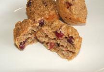 Quinoa cranberry muffins Makes 12 servings Quinoa (pronounced kee-nwa) is a great grain to keep in your pantry.