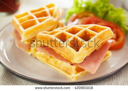 Waffle Sandwich Makes 1 sandwich 5-10 minutes 5-10 minutes 15-20 minutes Easy 2 small 100% whole wheat waffles, lightly toasted 2 oz.