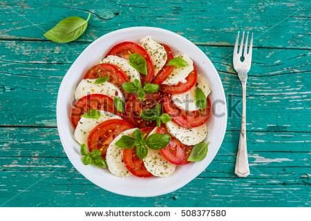 Snacks/ Sides/ Beverages Caprese Salad Serves 2-4 15 minutes N/A 15 minutes Easy 2 fresh medium tomatoes 1-8 oz.
