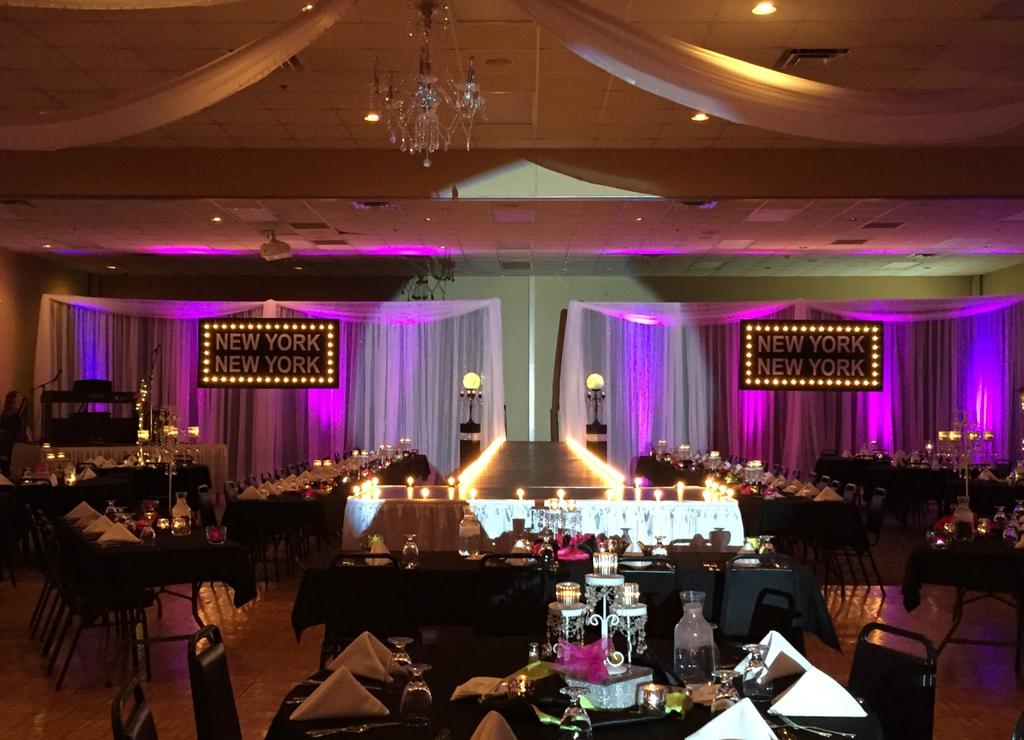 Broadway Ballroom Event Center provides the following with use of the facility at no extra cost: Bar and bartender (if needed) Set up of tables and chairs Table cloths in colors of white, black or