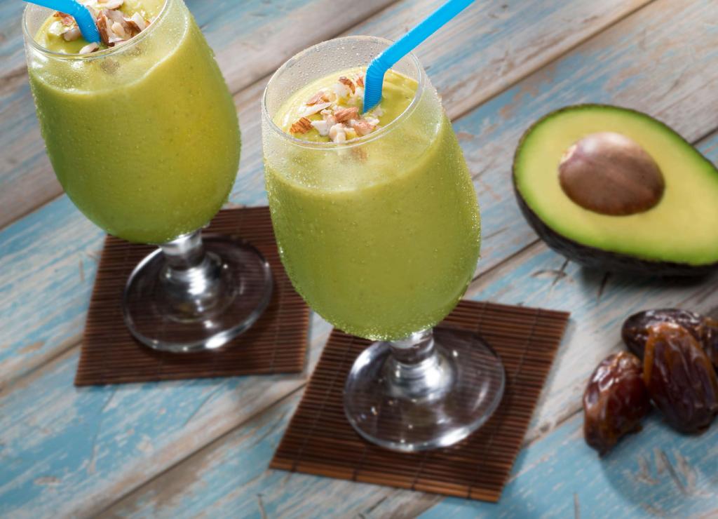 Avocado, Mango, Date and Yogurt Smoothie Smoothie de Aguacate Dátiles y Yogurt This is a wholesome smoothie that will do for a full breakfast or a satiating midday treat.