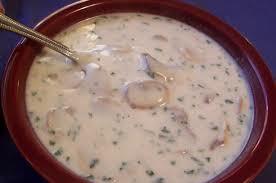 Boil all together until carrots soft. Liquidise. SLOW COOKED MUSHROOM SOUP 2 tablespoons butter 750g mushrooms, sliced 1.