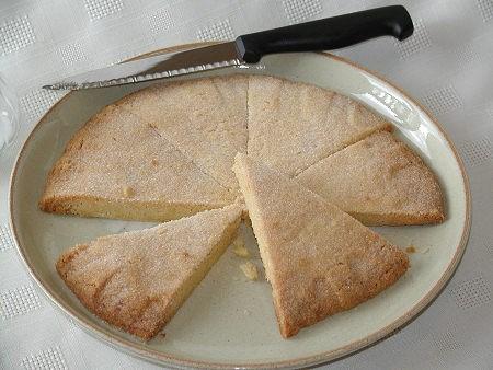 4. SHORTBREAD DATE.. weighing and measuring, Recipe proportions, kneading, shaping, baking.