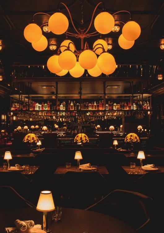 BAVETTE S STEAKHOUSE & BAR The acclaimed Chicago classic finds a new home in Vegas.
