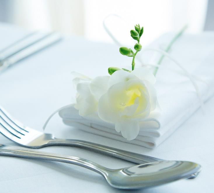 MARRIOT T MARQUIS EXCLUSIVE WEDDING MENUS Silver Package 4 Butler Passed Hors d Oeuvres 4 Hour Signature Open Bar Champagne Toast Culinary Dining Experience: Appetizer, Entrée, Wedding Cake Wine