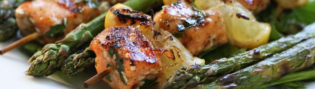 Spiced Salmon Kabobs 12 ingredients 20 minutes 4 servings 1. Preheat grill to medium heat. 2. In a mixing bowl, mix the parsley, sesame seeds, black pepper, sea salt, red pepper flakes, maple syrup and olive oil.