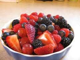 DESSERT For all the dessert lovers, here is a simple healthy dessert made from berries that are in season now.