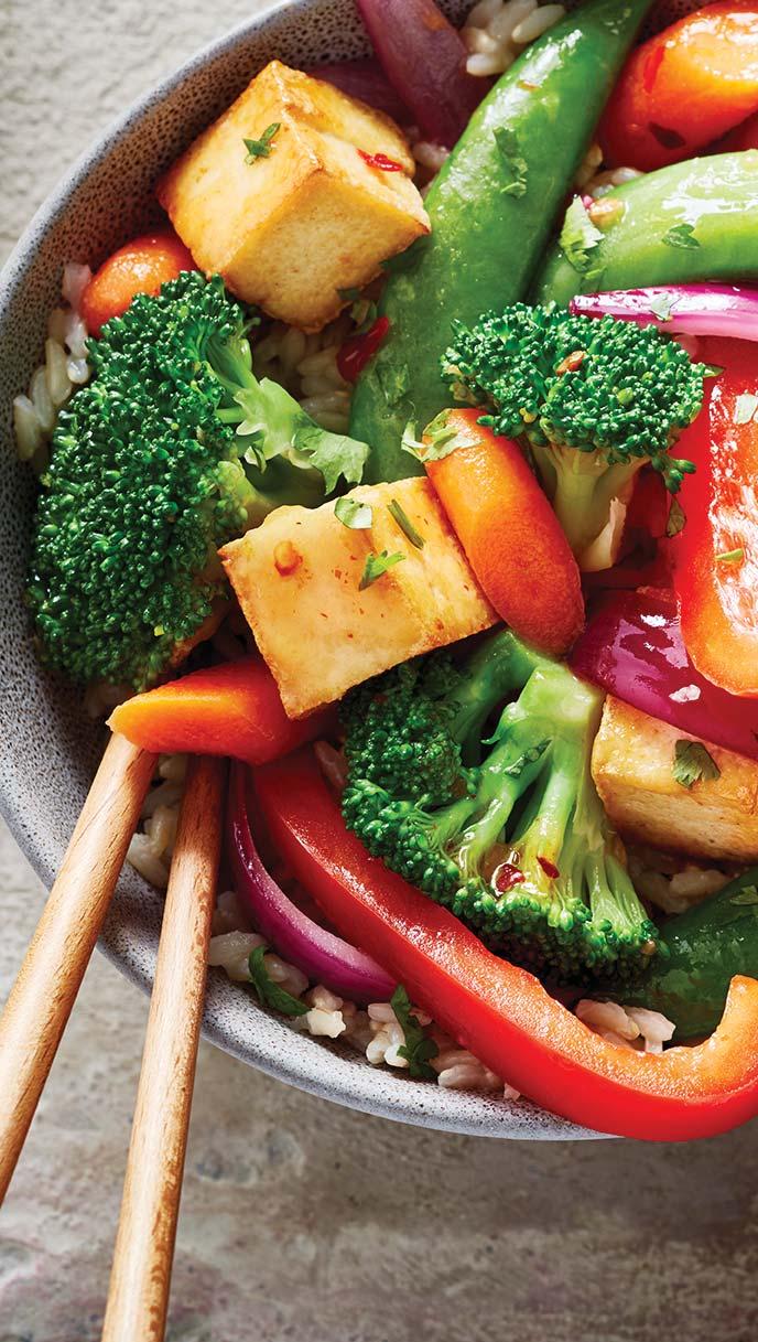 FROM YOUR DIETITIAN SWEET CHILI TOFU STIR-FRY NEW PROTEINS. NEW FAVOURITES.