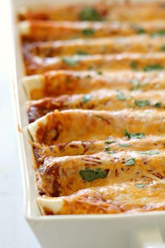 DAY 3 HEALTHY PLAN CREAMY 3 BEAN ENCHILADAS M A I N D I S H Serves: 10 Prep Time: 15 Minutes Cook Time: 25 Minutes Calories: 469 Fat: 21.1 Carbohydrates: 44.1 Protein: 19.6 Fiber: 11.