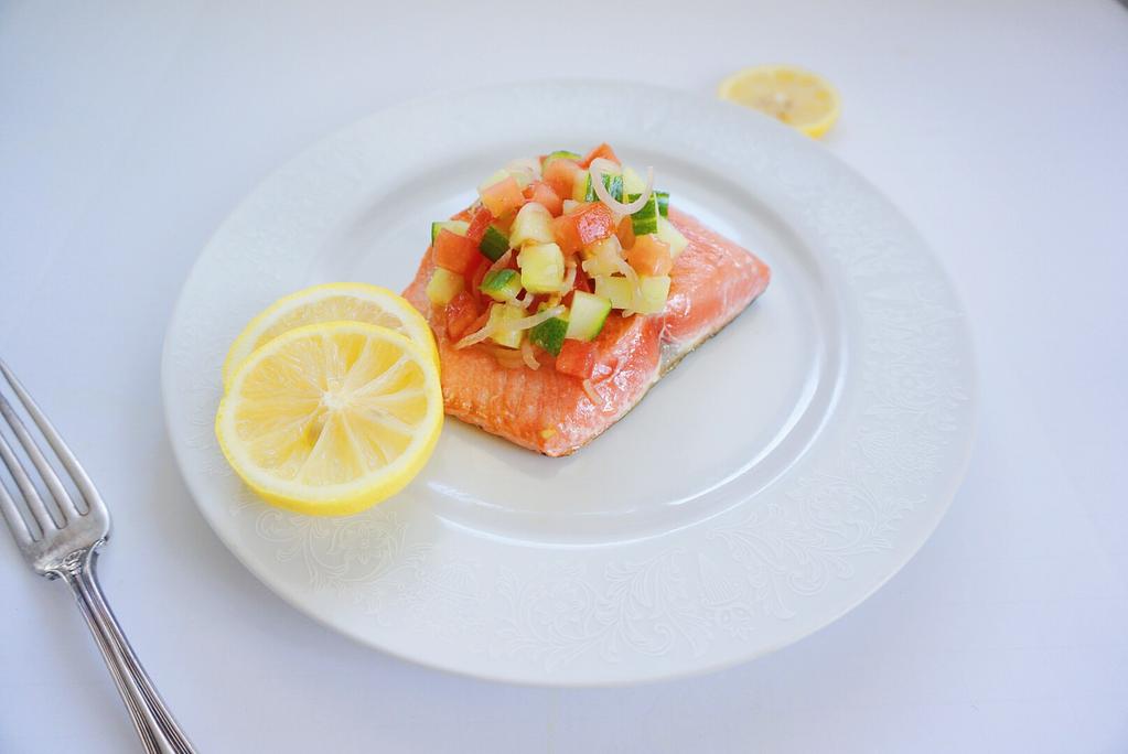 Salmon Topped with Veggies (makes enough for Day 1 and Day 2) Ingredients 16oz piece of salmon 1/2 cup of diced tomato 1/2 cup diced cucumber 1 shallot sliced 2 teaspoon of lemon juice A pinch of