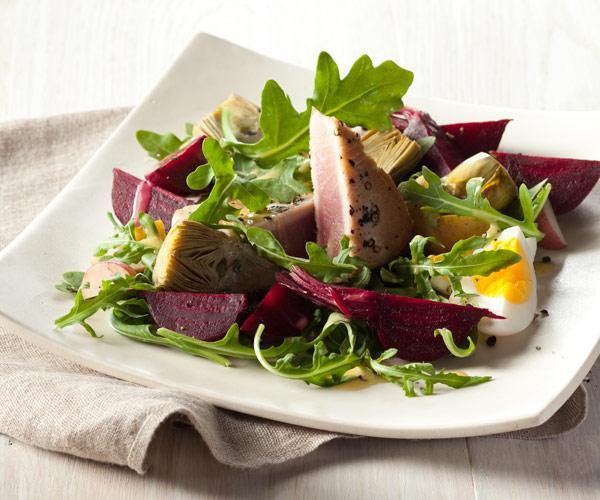 Spring Niçoise Salad Serves 4 6 baby beets, greens removed and washed 2-1 2 Tbs. red-wine vinegar; more as needed 1 lemon, halved, plus 1 Tbs.