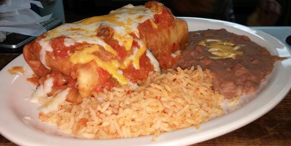 a Chile Relleno, beef enchilada, rice, and beans $895 (E3) COMBINATION SUPREME An entree of a cheese enchilada & beef taco followed by a beef burrito with rice, beans, and guacamole dip $895 (E4)