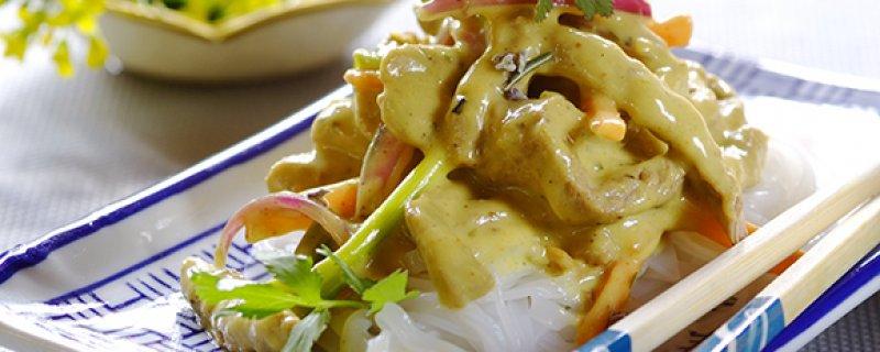 Easy Thai Beef Curry Wednesday 20th September COOK TIME PREP TIME SERVES 00:20:00 00:05:00 4 Make cooking Thai style easy with Knorr Thai Green Chicken Curry Cook-inSauce - this beef version is