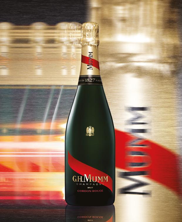 Mumm champagnes is world-class white Chardonnay and red Pinot Noir and Pinot Meunier grapes harvested every September. G.H.MUMM CUVÉE R.