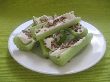 Celery Nibbles 6 celery stalks ¼ cup canned crushed pineapple ½ cup soft, light cream cheese 2 tablespoons creamy peanut butter 1 tablespoon honey ¼ cup raisins or dried fruit bits 1- Rinse celery