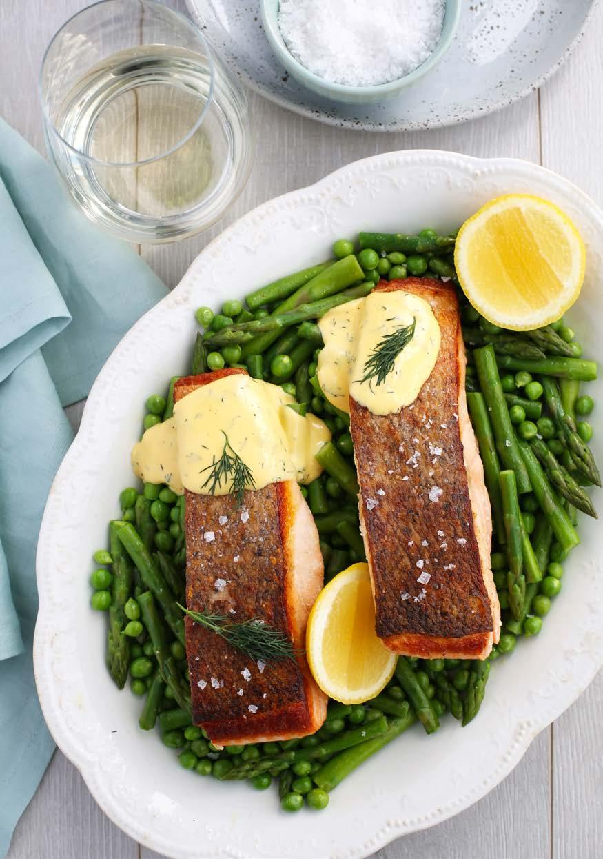 Salmon with asparagus, peas & hollandaise sauce 15 mins 4 4 fillets fresh salmon, skin on 3 bunches asparagus, trimmed and cut in half 200 gm fresh peas (about 500 gm unpodded) 20 gm unsalted butter