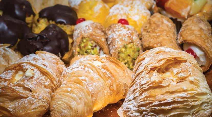 Breakfast WEDDING BUFFET BREAKFAST MENU MINIMUM OF 30 GUESTS $35 pp COLD TABLE PLATTERS Gourmet Danish pastries Freshly baked fruit muffins COLD INDIVIDUALLY PLATED Bircher muesli w Moroccan dates,