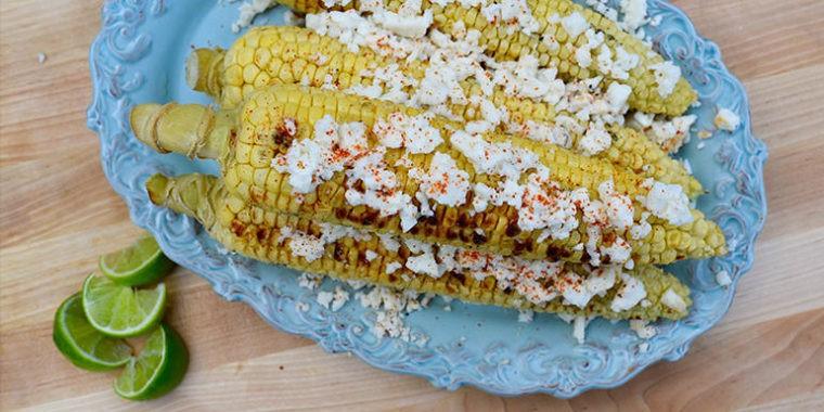 grilled corn w/ chili, cheese, & lime 10 min. 10 min. 20 min. 4 servings 147 7 g 18 g 6 g Hot water 1. Preheat grill to medium. 4 ears of corn, husks removed 2 tsp.