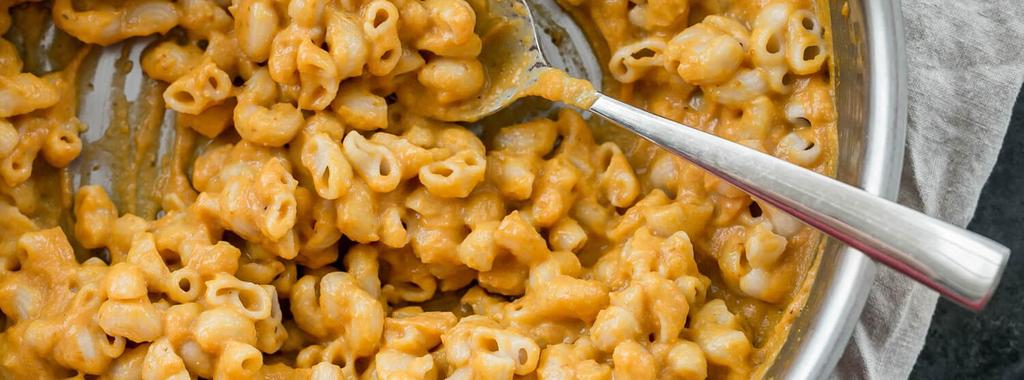 Pumpkin Mac n' Cheese 9 ingredients 20 minutes 4 servings 1. Bring a large pot of water to a boil and cook brown rice macaroni as per the directions on the package.