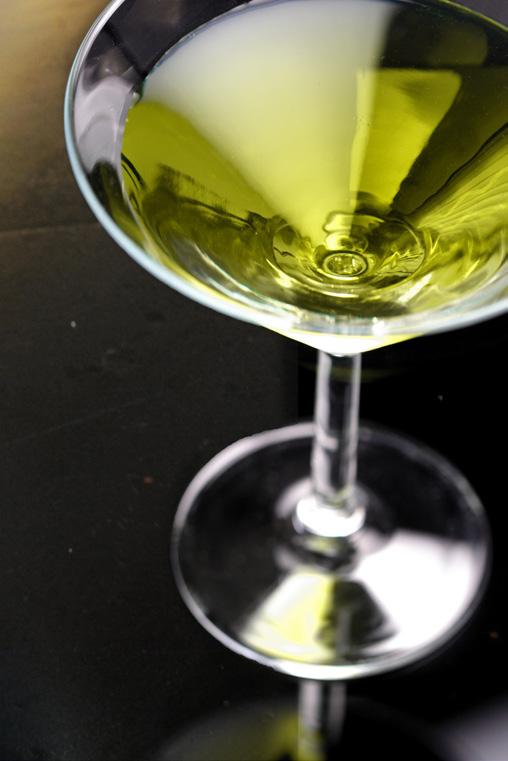 MARTINIS THE CLASSIC Gin with dry Vermouth garnished with two olives.