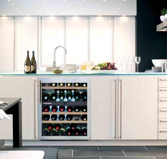 Innovative, exclusive and versatile: The Vinidor range Depending on model size, the technically advanced appliances in the Vinidor range have two or three wine compartments allowing independent