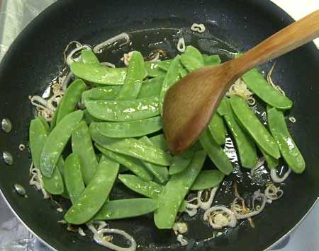 7 5 Add the snow peas and cook until crisp tender, 3