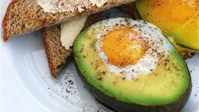 Sunshine Avocado Boats 1 ripe avocado 2 eggs Salt and pepper 1. Cut the avocado in half, lengthwise and twist open. 2. Carefully cut around seed with spoon and scoop out seed. 3.